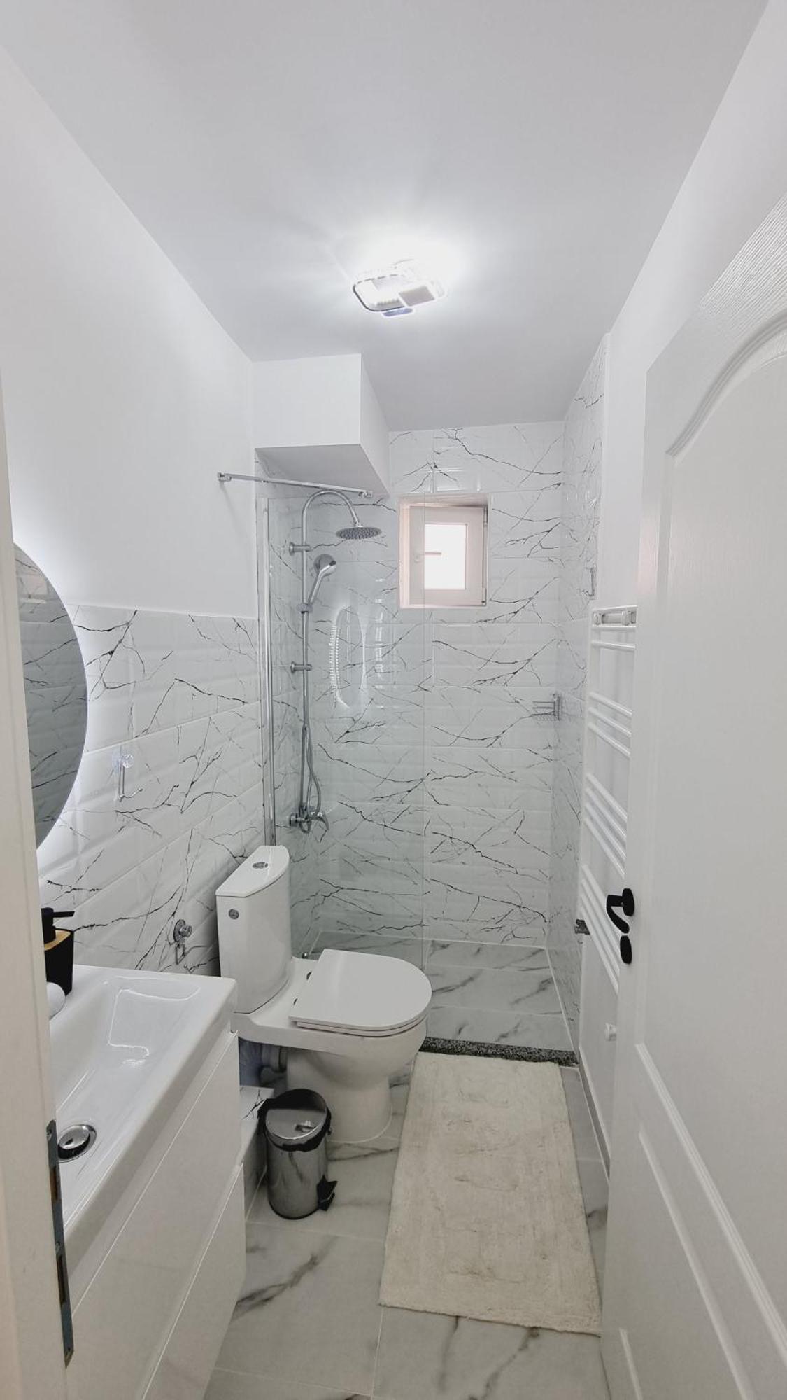 Apartament Central Pe Pietonala Nr2 Хунедоара Екстер'єр фото