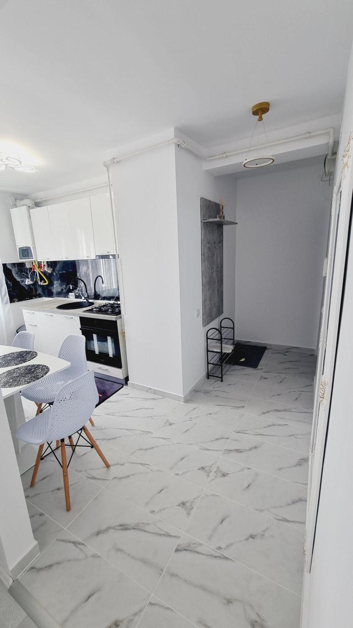 Apartament Central Pe Pietonala Nr2 Хунедоара Екстер'єр фото