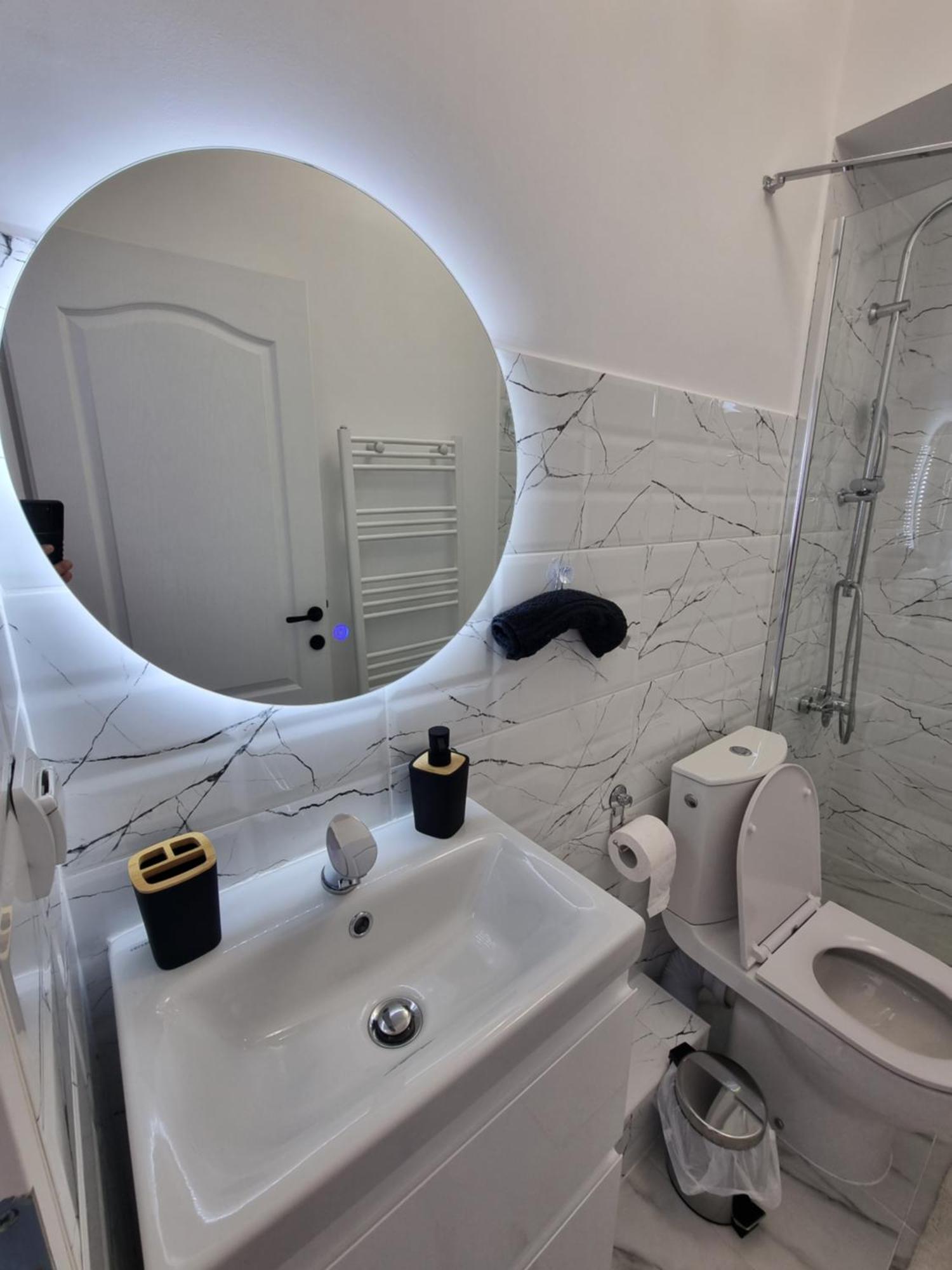 Apartament Central Pe Pietonala Nr2 Хунедоара Екстер'єр фото